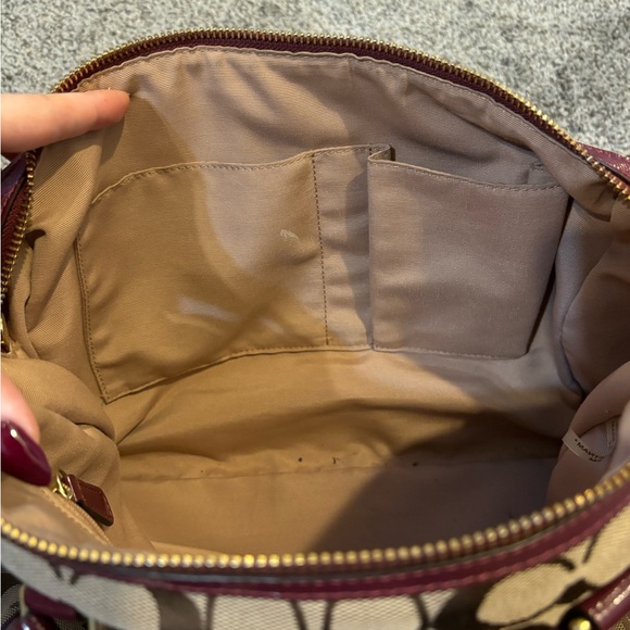 Coach Signature Stripe Purse - Picture 9 of 9